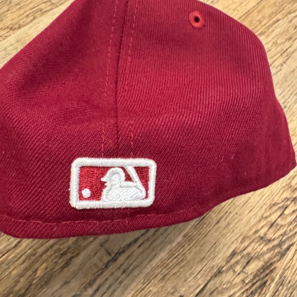 Preowned Atlanta Braves New Era 59Fifty Cardinal White Fitted Ball Cap Hat - Picture 3 of 5